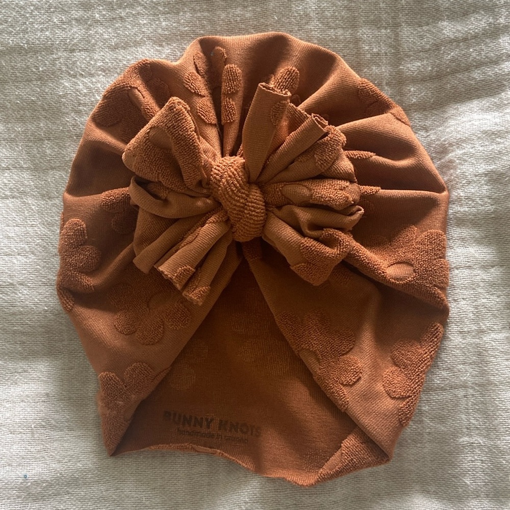 Bunny Knots infant baby girl raga headwear size small